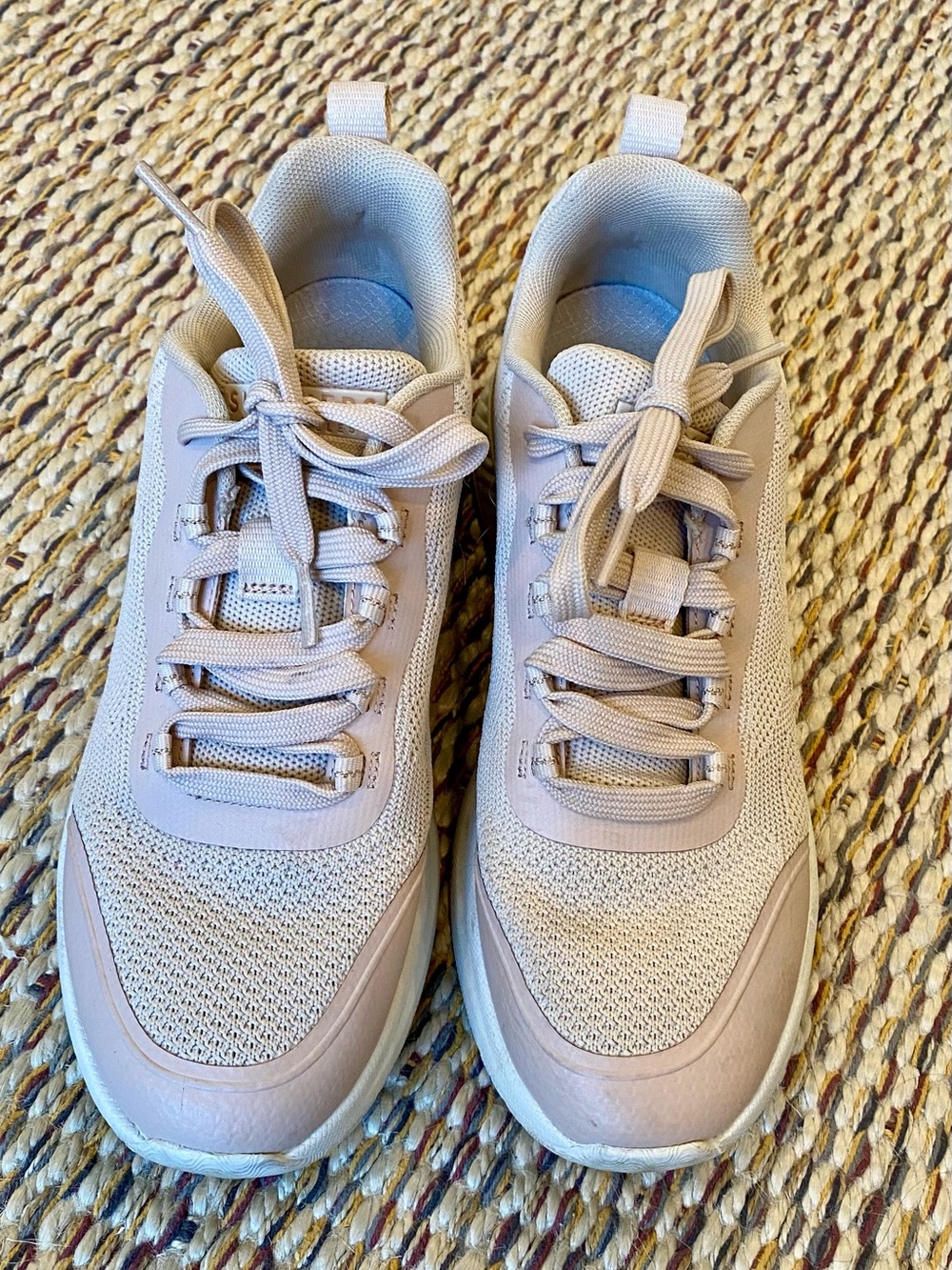 Skechers Arch Fit Air-Cooled Memory Foam Sneakers – Women’s Size 8 - Picture 2 of 7